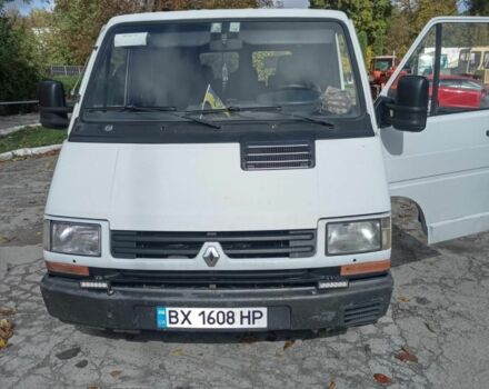 Рено Трафик 1998 в Каменце-Подольском на Automoto.ua Белый Рено Трафик, объемом двигателя 2.5 л и пробегом 295 тыс. км за 2600 $, фото 4 на Automoto.ua