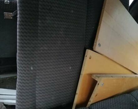 Белый Рено Трафик, объемом двигателя 1.9 л и пробегом 290 тыс. км за 1000 $, фото 9 на Automoto.ua