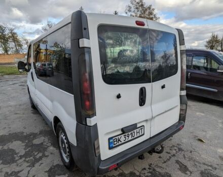 Белый Рено Трафик, объемом двигателя 1.9 л и пробегом 355 тыс. км за 5200 $, фото 2 на Automoto.ua