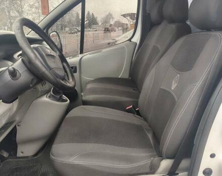 Білий Рено Трафік, об'ємом двигуна 1.87 л та пробігом 299 тис. км за 5800 $, фото 13 на Automoto.ua