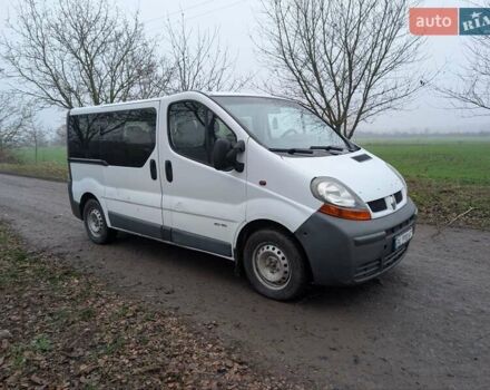 Белый Рено Трафик, объемом двигателя 1.9 л и пробегом 330 тыс. км за 4850 $, фото 6 на Automoto.ua
