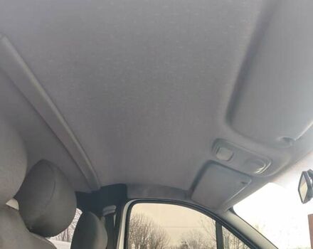 Білий Рено Трафік, об'ємом двигуна 1.87 л та пробігом 299 тис. км за 5800 $, фото 17 на Automoto.ua