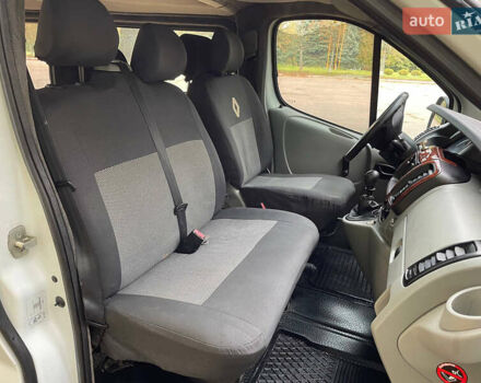 Белый Рено Трафик, объемом двигателя 1.87 л и пробегом 380 тыс. км за 6400 $, фото 37 на Automoto.ua