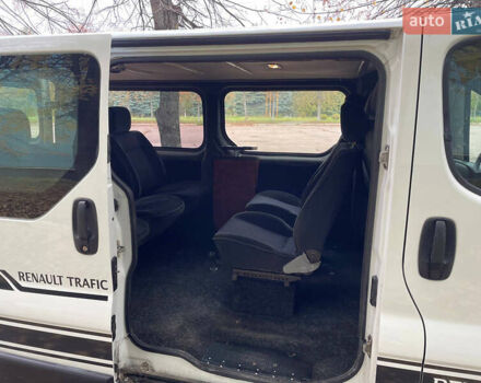 Белый Рено Трафик, объемом двигателя 1.87 л и пробегом 380 тыс. км за 6400 $, фото 32 на Automoto.ua