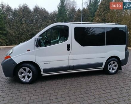 Белый Рено Трафик, объемом двигателя 1.87 л и пробегом 317 тыс. км за 6000 $, фото 5 на Automoto.ua
