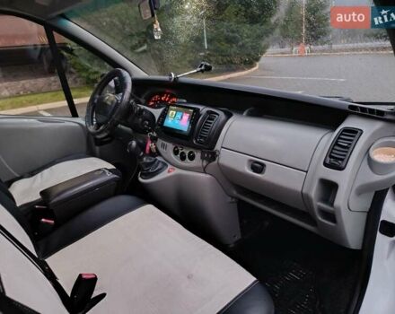 Белый Рено Трафик, объемом двигателя 1.87 л и пробегом 317 тыс. км за 6000 $, фото 38 на Automoto.ua