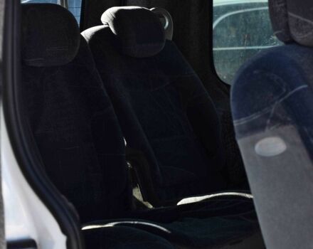 Белый Рено Трафик, объемом двигателя 1.9 л и пробегом 333 тыс. км за 5999 $, фото 15 на Automoto.ua