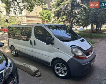 Белый Рено Трафик, объемом двигателя 1.9 л и пробегом 450 тыс. км за 7999 $, фото 1 на Automoto.ua