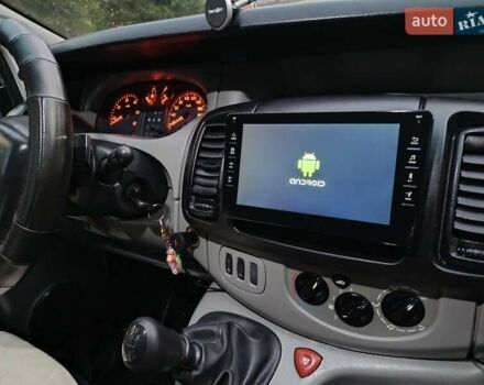 Белый Рено Трафик, объемом двигателя 1.87 л и пробегом 317 тыс. км за 6000 $, фото 40 на Automoto.ua