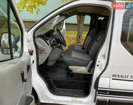 Белый Рено Трафик, объемом двигателя 1.87 л и пробегом 380 тыс. км за 6400 $, фото 41 на Automoto.ua