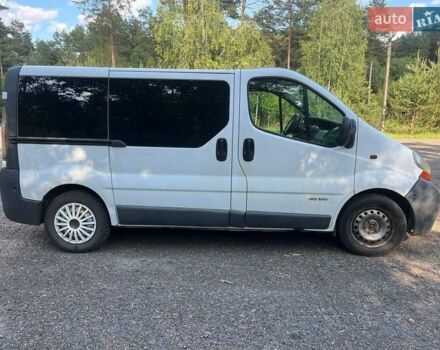 Белый Рено Трафик, объемом двигателя 1.87 л и пробегом 329 тыс. км за 5700 $, фото 1 на Automoto.ua