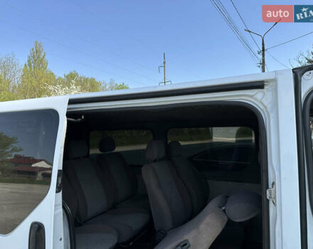 Белый Рено Трафик, объемом двигателя 1.9 л и пробегом 198 тыс. км за 7200 $, фото 19 на Automoto.ua