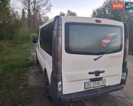 Белый Рено Трафик, объемом двигателя 1.87 л и пробегом 460 тыс. км за 5900 $, фото 4 на Automoto.ua