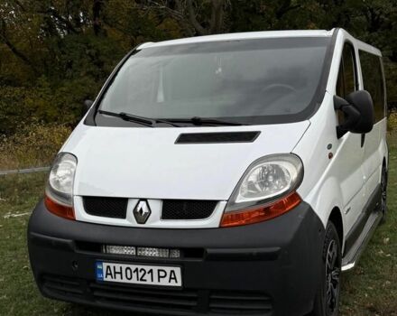 Белый Рено Трафик, объемом двигателя 1.9 л и пробегом 397 тыс. км за 8000 $, фото 1 на Automoto.ua