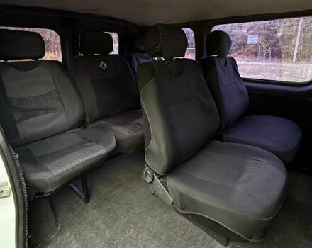 Белый Рено Трафик, объемом двигателя 1.9 л и пробегом 397 тыс. км за 8000 $, фото 15 на Automoto.ua