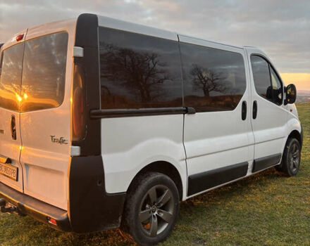 Белый Рено Трафик, объемом двигателя 1.87 л и пробегом 490 тыс. км за 7200 $, фото 4 на Automoto.ua