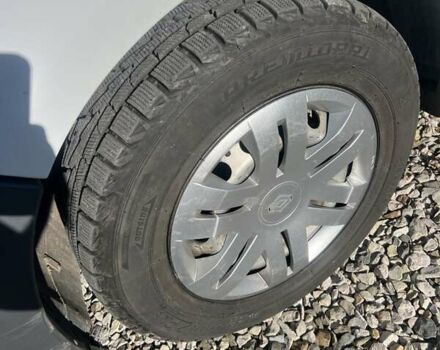 Белый Рено Трафик, объемом двигателя 1.87 л и пробегом 430 тыс. км за 6800 $, фото 5 на Automoto.ua