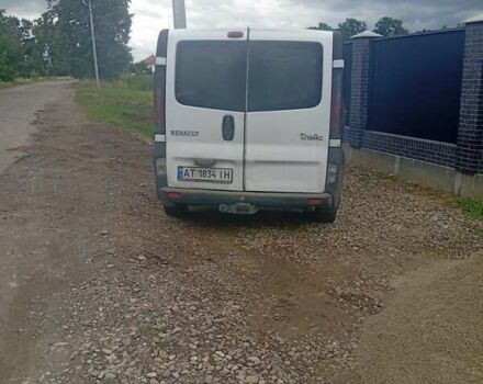 Белый Рено Трафик, объемом двигателя 1.9 л и пробегом 430 тыс. км за 6400 $, фото 2 на Automoto.ua