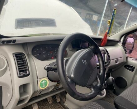 Белый Рено Трафик, объемом двигателя 1.9 л и пробегом 400 тыс. км за 6500 $, фото 1 на Automoto.ua