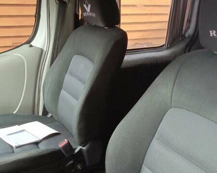 Білий Рено Трафік, об'ємом двигуна 1.87 л та пробігом 205 тис. км за 7100 $, фото 25 на Automoto.ua