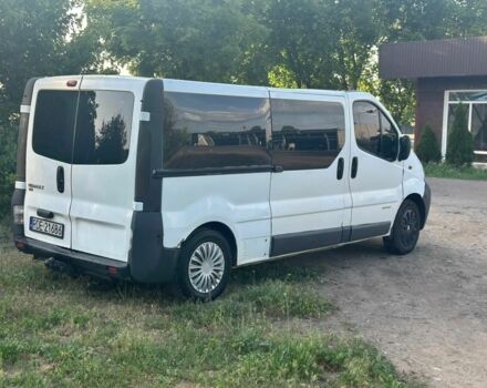 Белый Рено Трафик, объемом двигателя 0 л и пробегом 280 тыс. км за 4050 $, фото 5 на Automoto.ua