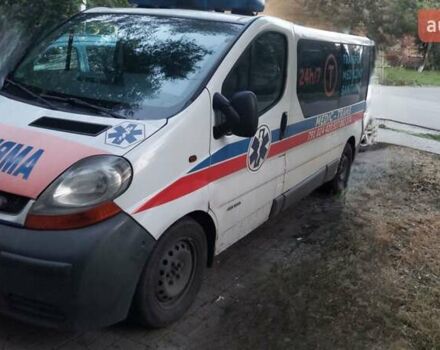 Белый Рено Трафик, объемом двигателя 1.9 л и пробегом 300 тыс. км за 4000 $, фото 3 на Automoto.ua