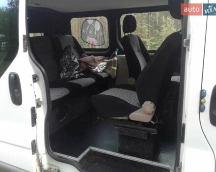 Белый Рено Трафик, объемом двигателя 1.9 л и пробегом 300 тыс. км за 5800 $, фото 9 на Automoto.ua