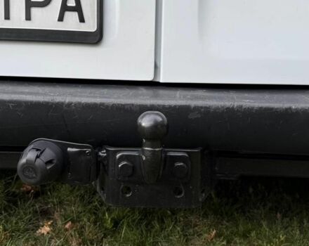 Белый Рено Трафик, объемом двигателя 1.9 л и пробегом 397 тыс. км за 8000 $, фото 12 на Automoto.ua