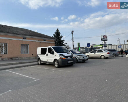 Белый Рено Трафик, объемом двигателя 1.9 л и пробегом 418 тыс. км за 6200 $, фото 6 на Automoto.ua
