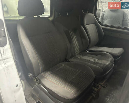 Білий Рено Трафік, об'ємом двигуна 1.87 л та пробігом 440 тис. км за 5000 $, фото 11 на Automoto.ua