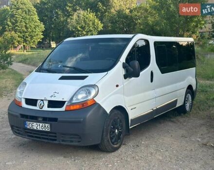 Белый Рено Трафик, объемом двигателя 1.9 л и пробегом 280 тыс. км за 4050 $, фото 1 на Automoto.ua