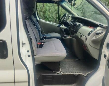 Белый Рено Трафик, объемом двигателя 1.9 л и пробегом 311 тыс. км за 7200 $, фото 9 на Automoto.ua