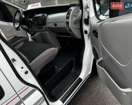 Белый Рено Трафик, объемом двигателя 1.9 л и пробегом 347 тыс. км за 7300 $, фото 46 на Automoto.ua