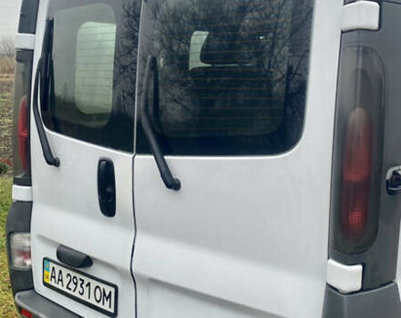 Белый Рено Трафик, объемом двигателя 1.87 л и пробегом 265 тыс. км за 6200 $, фото 2 на Automoto.ua