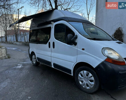 Белый Рено Трафик, объемом двигателя 1.87 л и пробегом 300 тыс. км за 6200 $, фото 9 на Automoto.ua