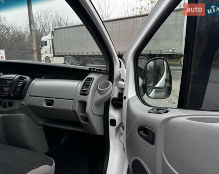 Белый Рено Трафик, объемом двигателя 1.9 л и пробегом 347 тыс. км за 7300 $, фото 48 на Automoto.ua