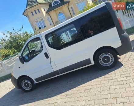 Белый Рено Трафик, объемом двигателя 1.87 л и пробегом 310 тыс. км за 4200 $, фото 2 на Automoto.ua