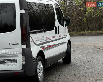 Белый Рено Трафик, объемом двигателя 1.9 л и пробегом 347 тыс. км за 7300 $, фото 16 на Automoto.ua