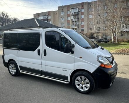 Белый Рено Трафик, объемом двигателя 1.9 л и пробегом 280 тыс. км за 7300 $, фото 5 на Automoto.ua