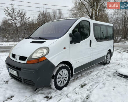 Белый Рено Трафик, объемом двигателя 1.87 л и пробегом 398 тыс. км за 6800 $, фото 2 на Automoto.ua