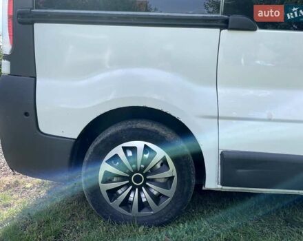 Рено Трафик 2004 в Черновцах на Automoto.ua Белый Рено Трафик, объемом двигателя 1.87 л и пробегом 456 тыс. км за 4500 $, фото 20 на Automoto.ua