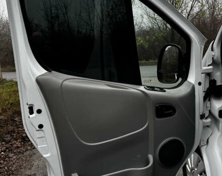 Белый Рено Трафик, объемом двигателя 1.9 л и пробегом 347 тыс. км за 7300 $, фото 34 на Automoto.ua