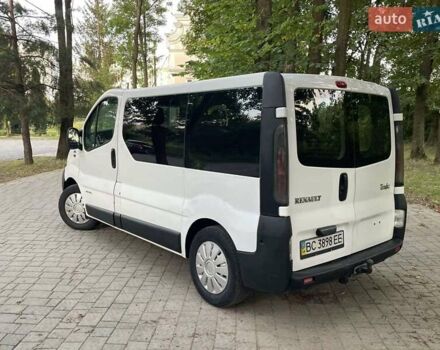Белый Рено Трафик, объемом двигателя 1.87 л и пробегом 327 тыс. км за 5999 $, фото 8 на Automoto.ua