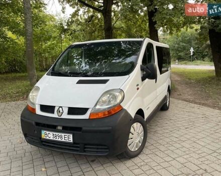 Белый Рено Трафик, объемом двигателя 1.87 л и пробегом 327 тыс. км за 5999 $, фото 5 на Automoto.ua