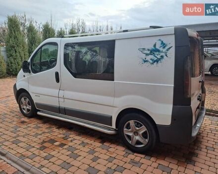 Белый Рено Трафик, объемом двигателя 1.9 л и пробегом 329 тыс. км за 6500 $, фото 4 на Automoto.ua