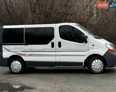 Белый Рено Трафик, объемом двигателя 1.9 л и пробегом 347 тыс. км за 7300 $, фото 9 на Automoto.ua