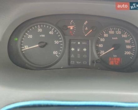 Белый Рено Трафик, объемом двигателя 1.9 л и пробегом 311 тыс. км за 7200 $, фото 11 на Automoto.ua