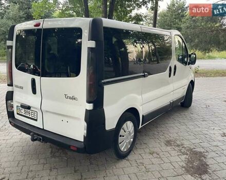 Белый Рено Трафик, объемом двигателя 1.87 л и пробегом 327 тыс. км за 5999 $, фото 4 на Automoto.ua