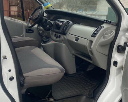 Белый Рено Трафик, объемом двигателя 1.87 л и пробегом 265 тыс. км за 6200 $, фото 18 на Automoto.ua