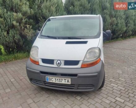 Белый Рено Трафик, объемом двигателя 1.9 л и пробегом 311 тыс. км за 7200 $, фото 6 на Automoto.ua